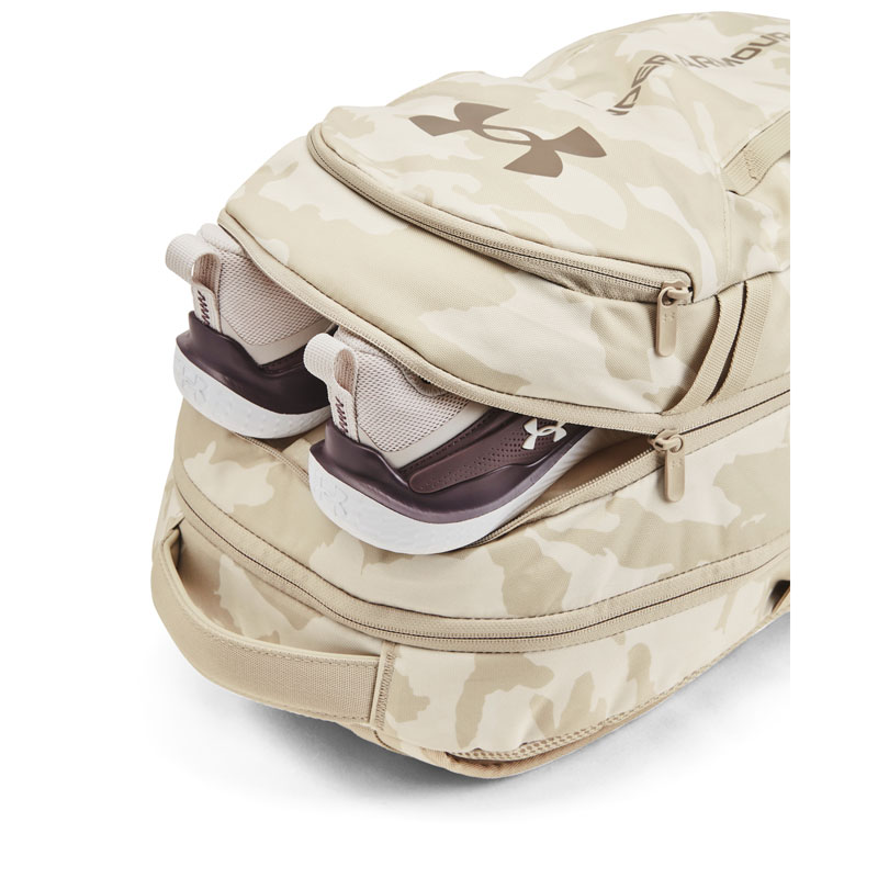 UNDER ARMOUR HUSTLE 6.0 BACKPACK (1384672-110)ΣΑΚΙΔΙΟ ΠΛΑΤΗΣ Summit White/Taupe Dusk 29 ΛΙΤΡΑ