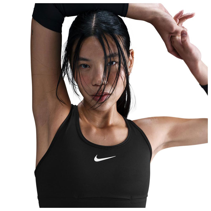 Nike Swoosh Pocket Longline Sports Bra (HF5360-010)ΓΥΝΑΙΚΕΙΟ ΜΠΟΥΣΤΑΚΙ ΜΑΥΡΟ